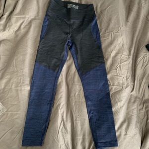 Outdoor voices tech sweat 7/8 legging - NWT